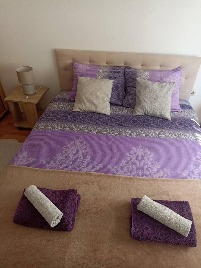 Sleep & Fly - Sarajevo Airport Apartment Exteriér fotografie